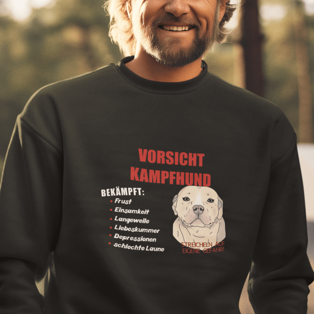 Nachhaltiges Bio-Sweatshirt mit "Vorsicht Kampfhund"-Motiv, weicher und umweltfreundlicher Stoff, gemütlicher Schnitt, witzige Hundegrafik – perfekt für Hundefans mit Stil und Umweltbewusstsein.