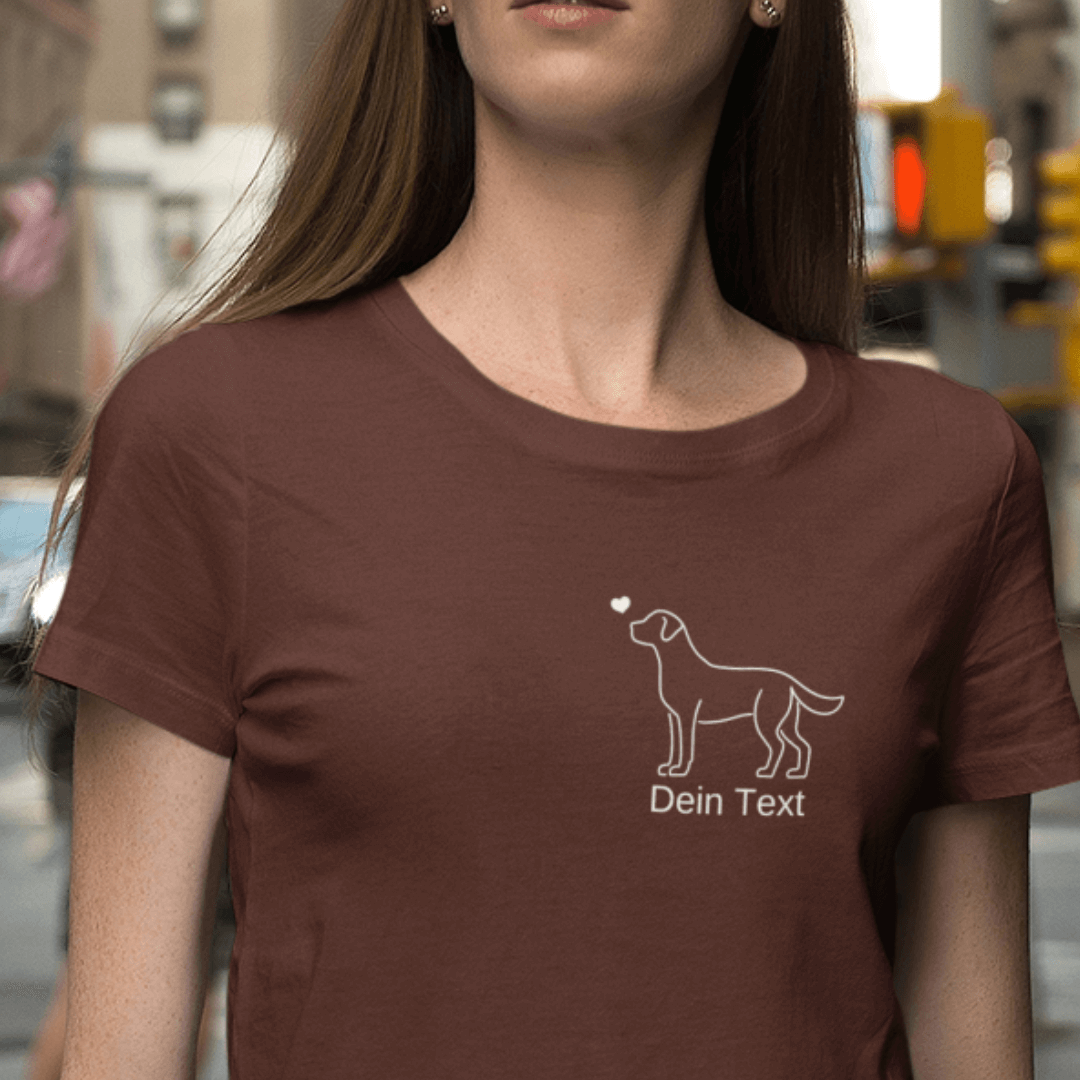 Labrador mit Herz - T-Shirt für Damen- Dein Wunschtext