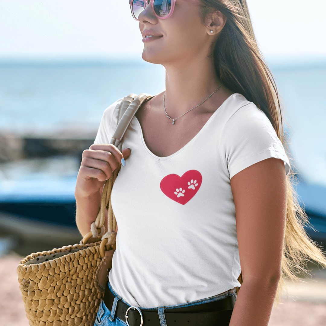 Pfötchen Im Herz - V-Shirt für Damen