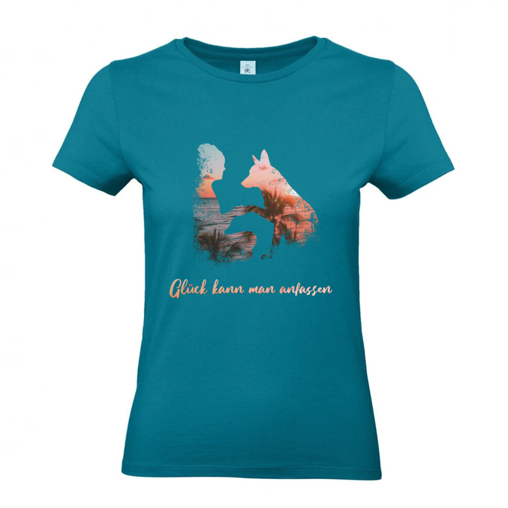 Glück kann man anfassen - T-Shirt für Damen