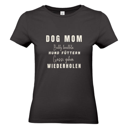 Dog Mom Lieblingshobby – personalisierbares T-Shirt