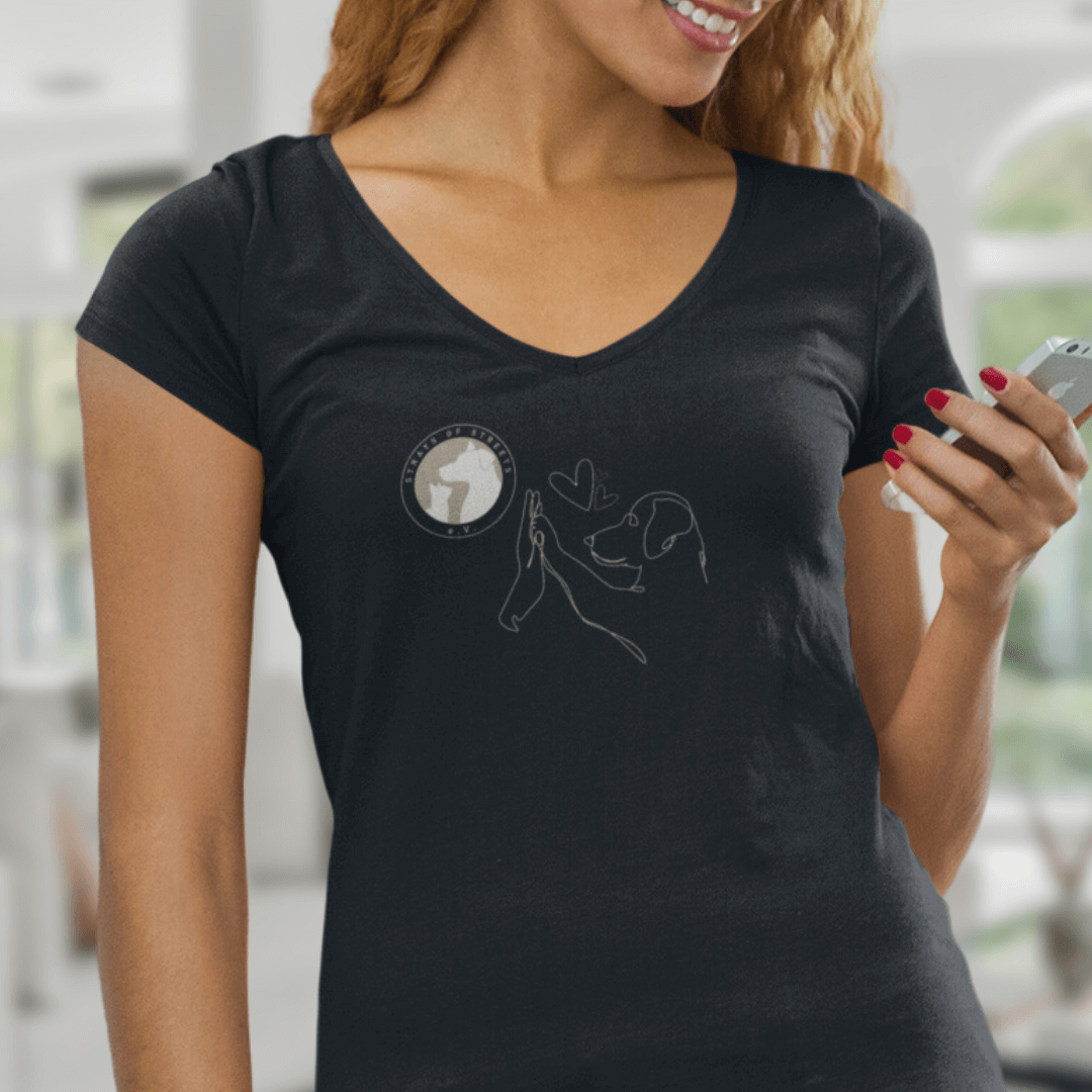 Strays of Streets Wahre Liebe V-Shirt für Damen