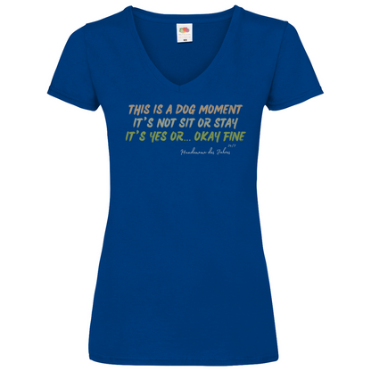 Hundemama des Jahres - V-Shirt für Damen